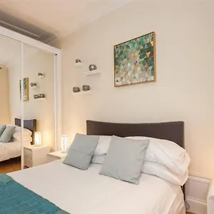 1-bedroom-chapel-street-apartment-aberdeen-city-center.hotelsaberdeenuk.com/